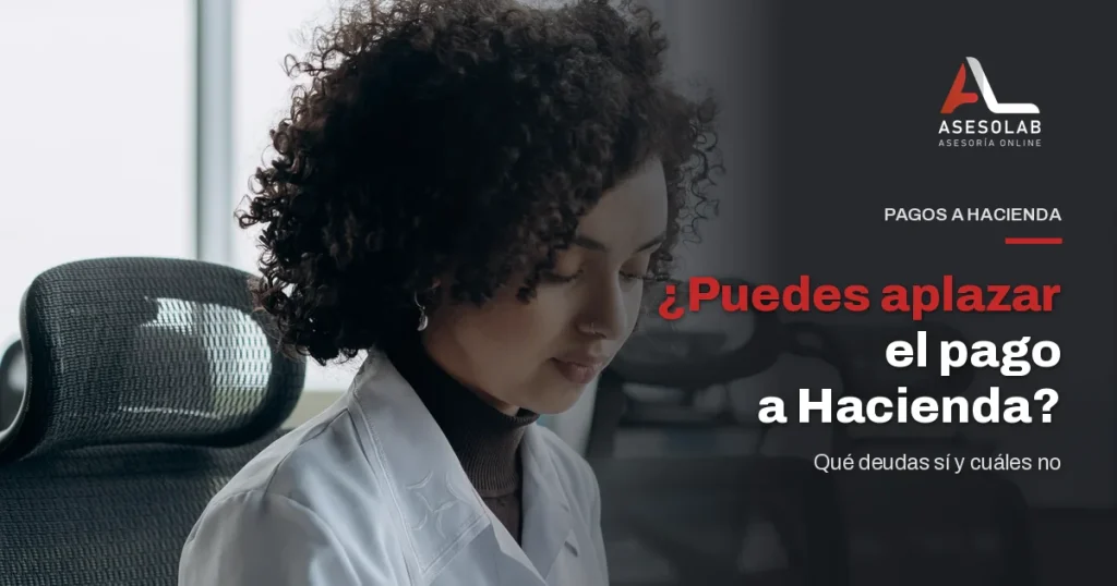 Aplazar el pago a Hacienda: empresaria calculando las deudas tributarias que puede aplazar